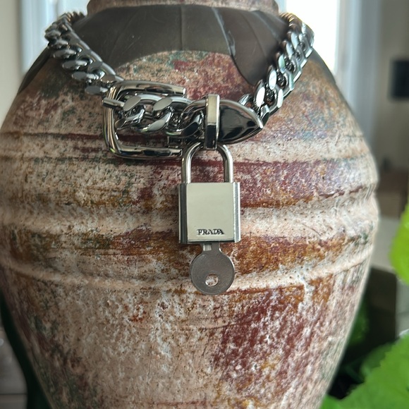 Authentic PRADA Padlock with Silver Unbranded Chain Necklace - Picture 3 of 6